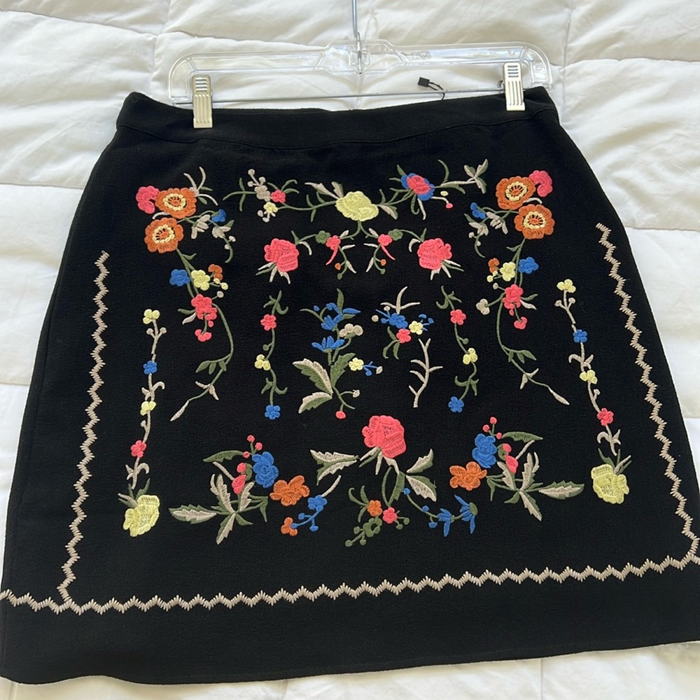 Black and floral stitch skirt